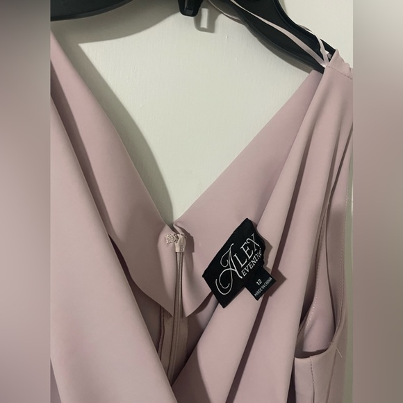 Alex Evenings Women's Slimming Short Ruched Dress with Ruffle, Size 12 - Picture 9 of 9